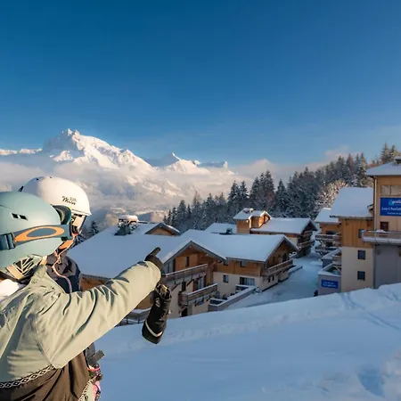 Ξενοδοχείο με διαμερίσματα Goelia Les Des Pistes 4*