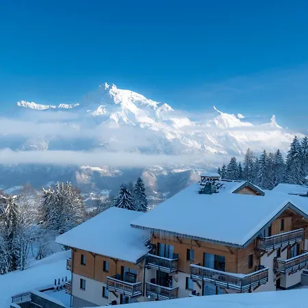 Goelia Les Des Pistes 4*